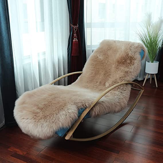 Faux Sheepskin Area Rug, Fluffy & Soft fur Rug